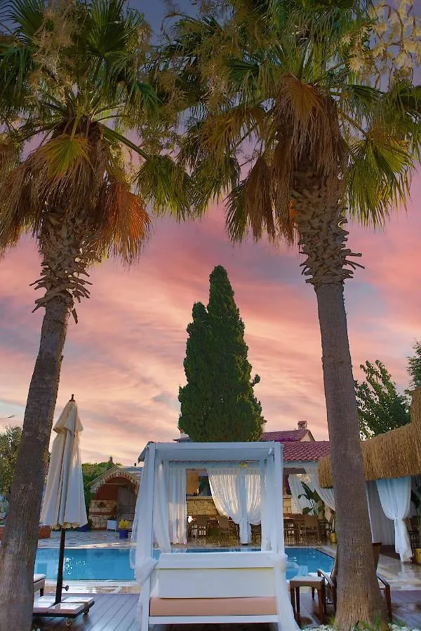 Hotel Casa Oliva Alacati - Adults Only 14 Plus